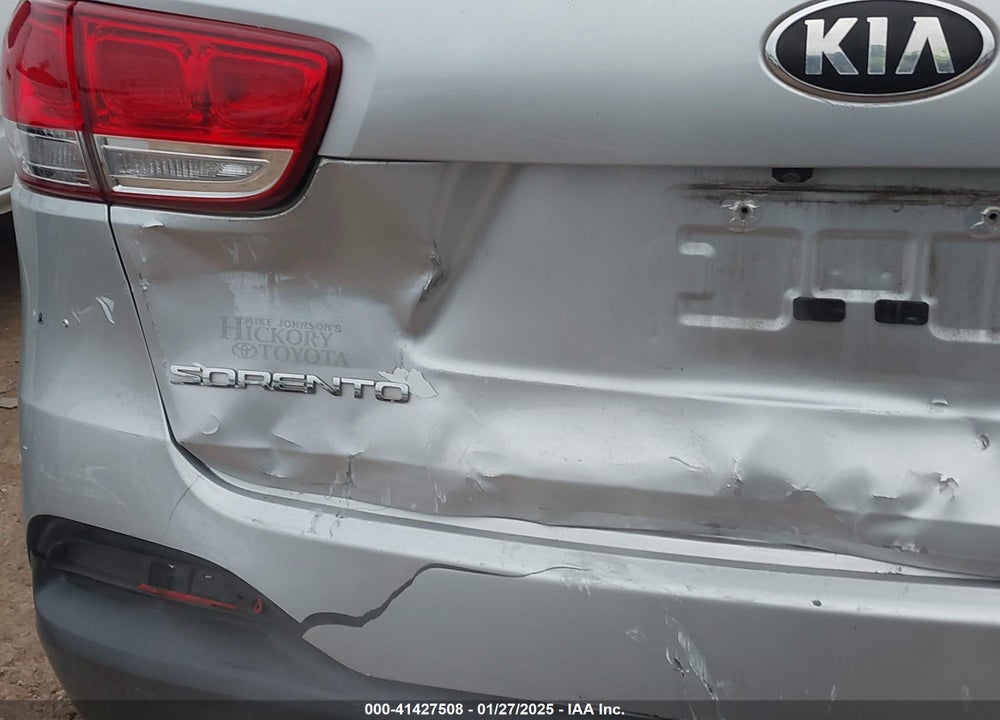 2017 KIA SORENTO VIN: 5XYPGDA58HG320331