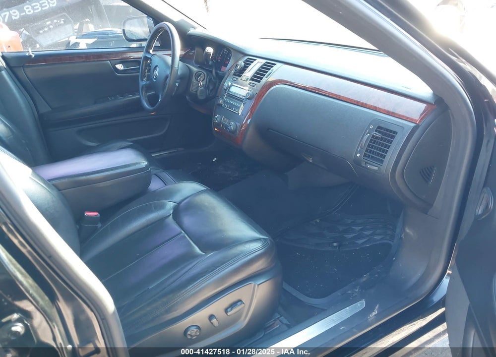 2007 CADILLAC DTS V8 VIN: 1G6KD57Y47U205817