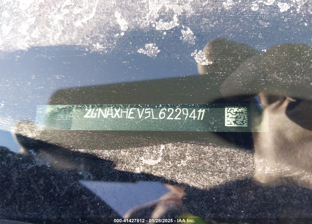 2020 CHEVROLET EQUINOX VIN: 2GNAXHEV5L6229411