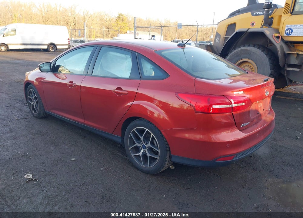 2018 FORD FOCUS VIN: 1FADP3H24JL318312
