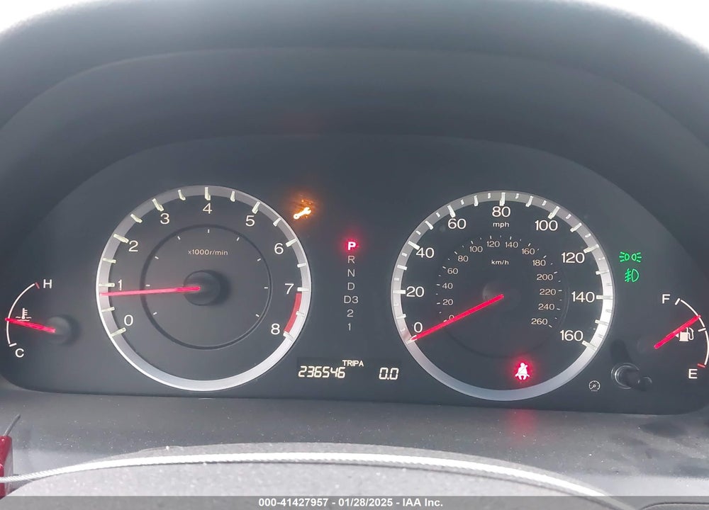 2011 HONDA ACCORD VIN: 1HGCP2F89BA064862
