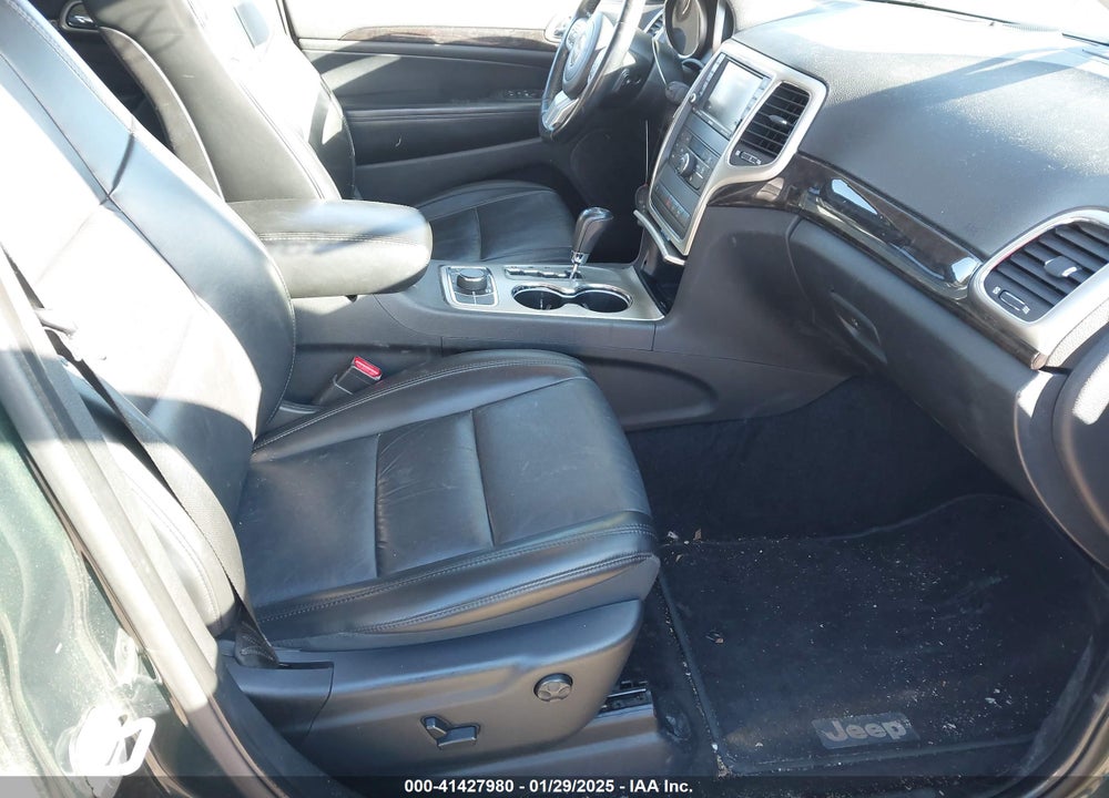 2011 JEEP GRAND CHEROKEE LAREDO VIN: 1J4RR4GG1BC570480