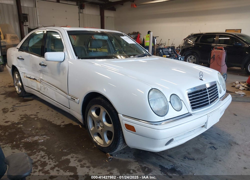 1999 MERCEDES-BENZ E 430 VIN: WDBJF70H7XA780180