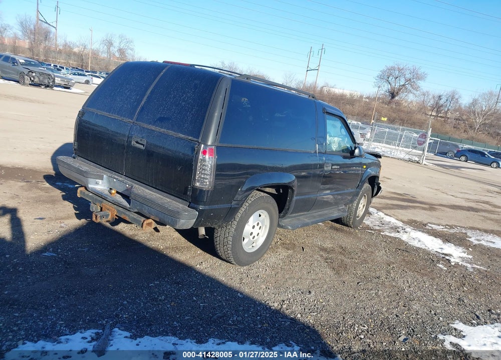 1998 CHEVROLET TAHOE VIN: 3GNEK18R5WG130358