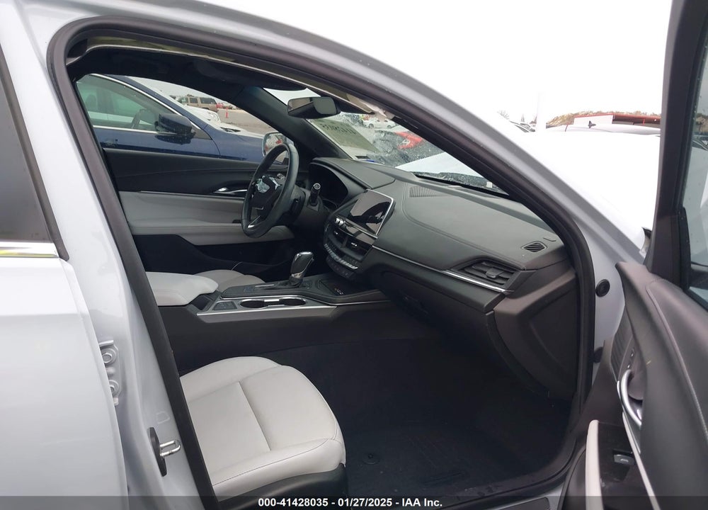 2022 CADILLAC CT4 VIN: 1G6D45RK1N0122562