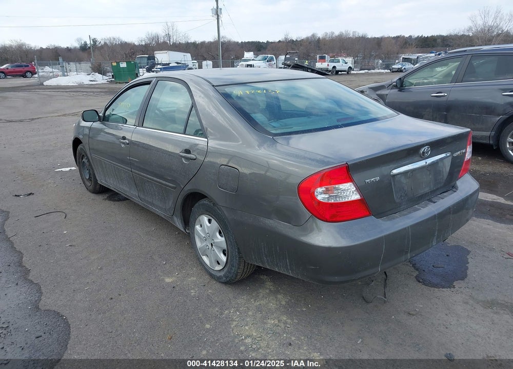 2004 TOYOTA CAMRY LE VIN: 4T1BE32K04U939881