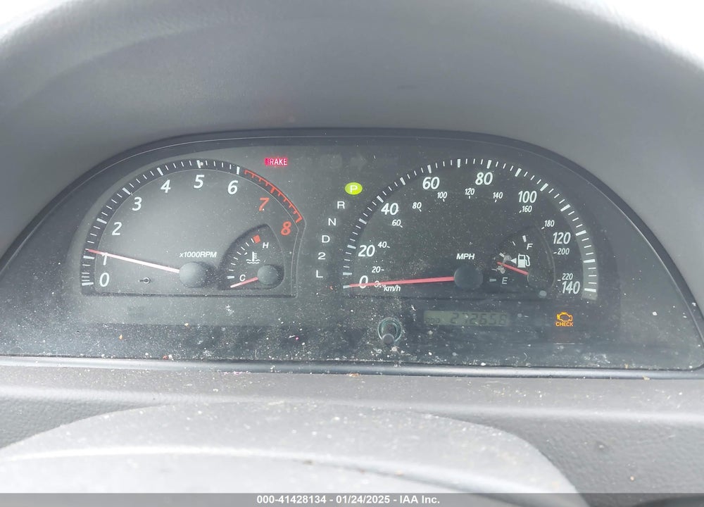 2004 TOYOTA CAMRY LE VIN: 4T1BE32K04U939881