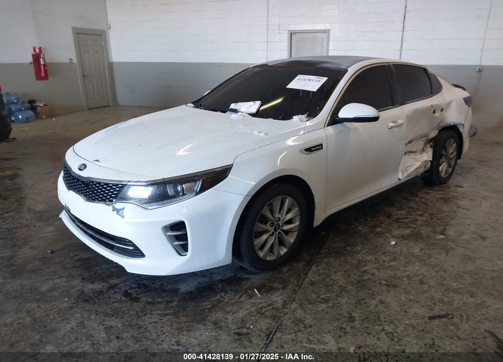 2016 KIA OPTIMA VIN: 5XXGW4L23GG016526