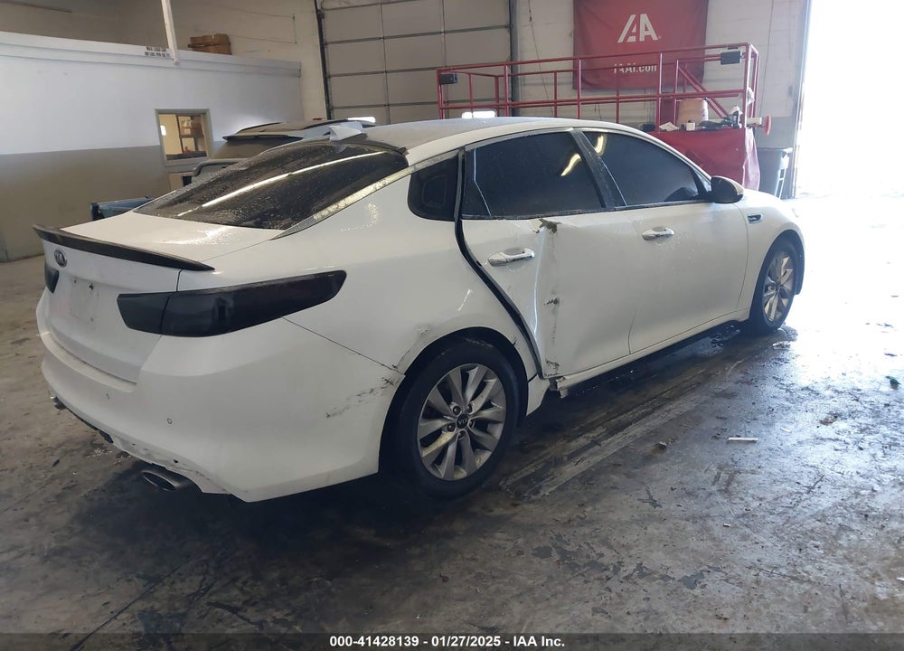 2016 KIA OPTIMA VIN: 5XXGW4L23GG016526