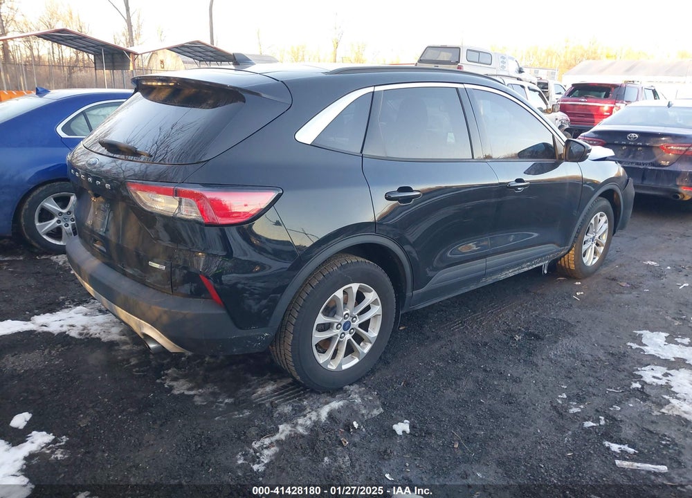 2020 FORD ESCAPE VIN: 1FMCU9G64LUA25184