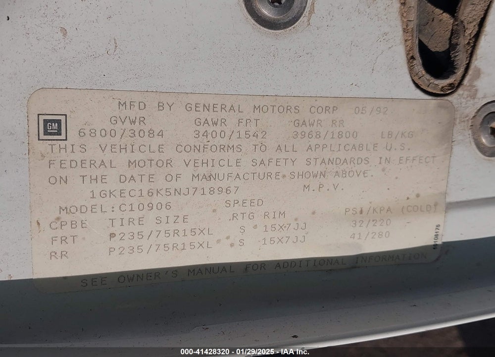 1992 GMC SUBURBAN C1500 VIN: 1GKEC16K5NJ718967