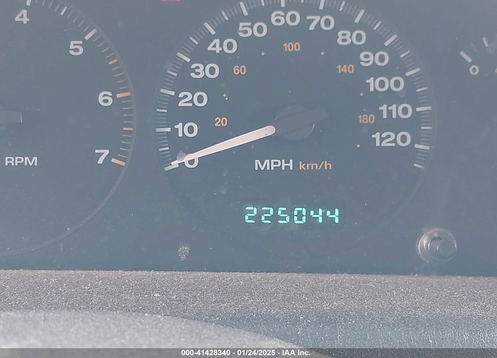1999 JEEP GRAND CHEROKEE LIMITED VIN: 1J4GW68N8XC685111