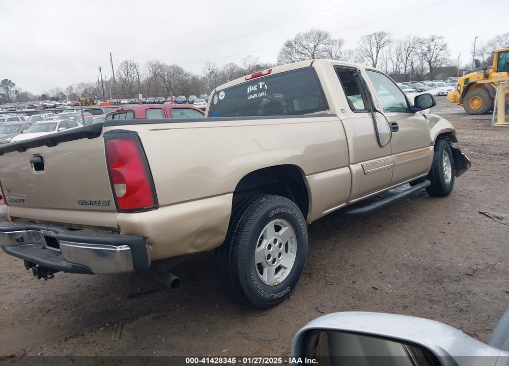 2004 CHEVROLET SILVERADO 1500 LS VIN: 2GCEC19V041266274