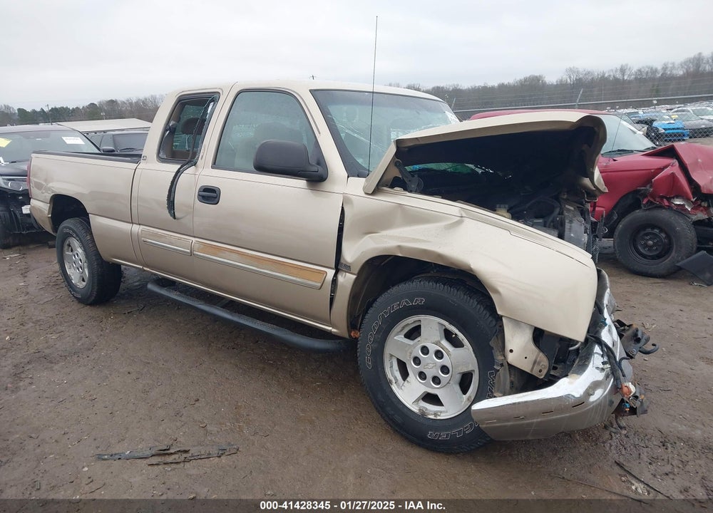 2004 CHEVROLET SILVERADO 1500 LS VIN: 2GCEC19V041266274