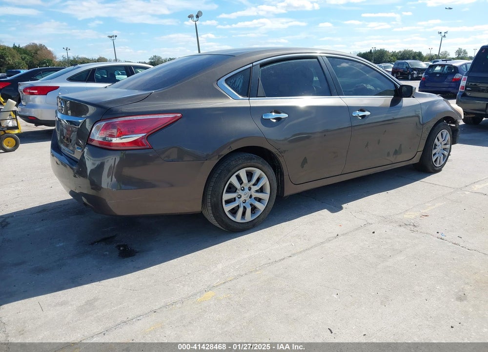 2013 NISSAN ALTIMA VIN: 1N4AL3AP2DN448392