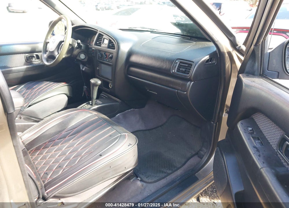 2002 NISSAN PATHFINDER VIN: JN8DR09X52W654911