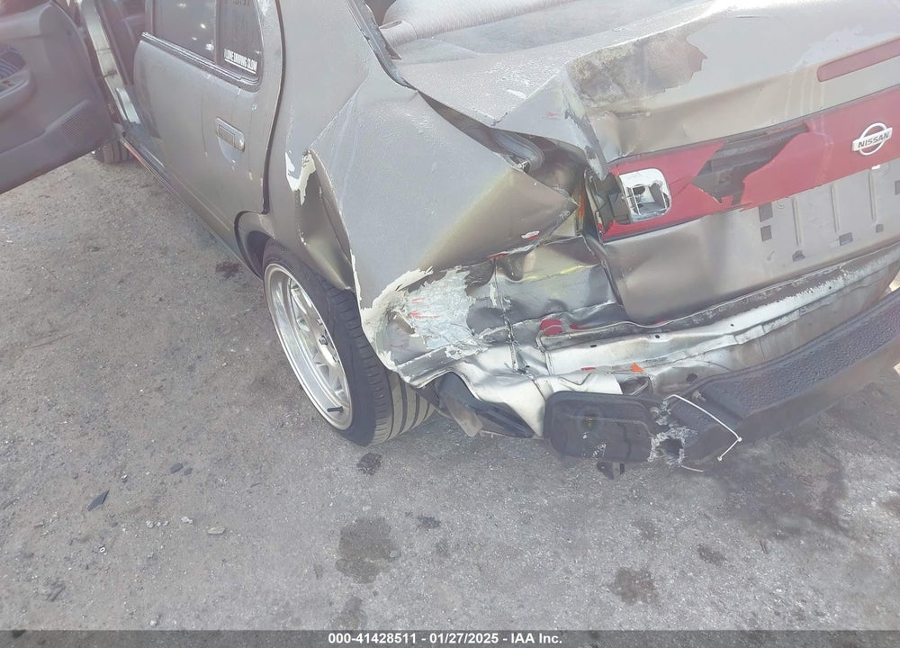 1998 NISSAN SENTRA GLE/GXE/XE VIN: 1N4AB41D7WC735109