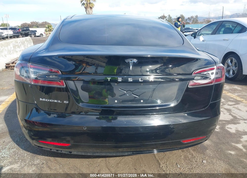 2017 TESLA MODEL S VIN: 5YJSA1E2XHF213346