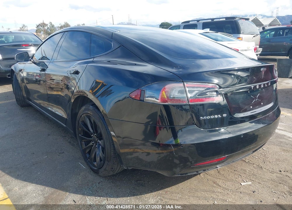 2017 TESLA MODEL S VIN: 5YJSA1E2XHF213346