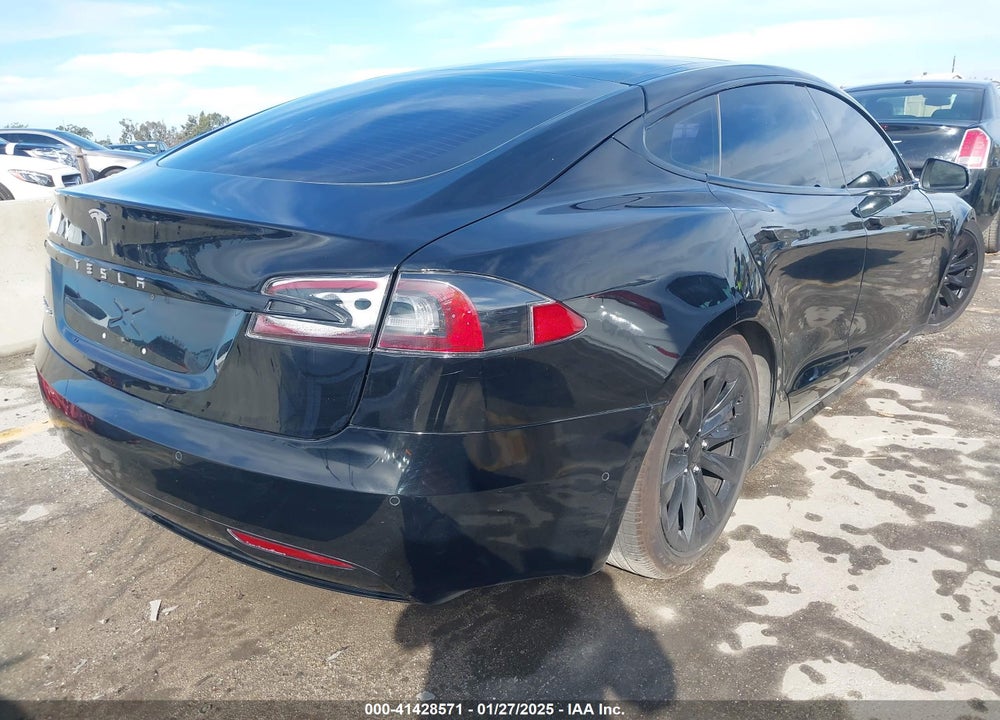 2017 TESLA MODEL S VIN: 5YJSA1E2XHF213346