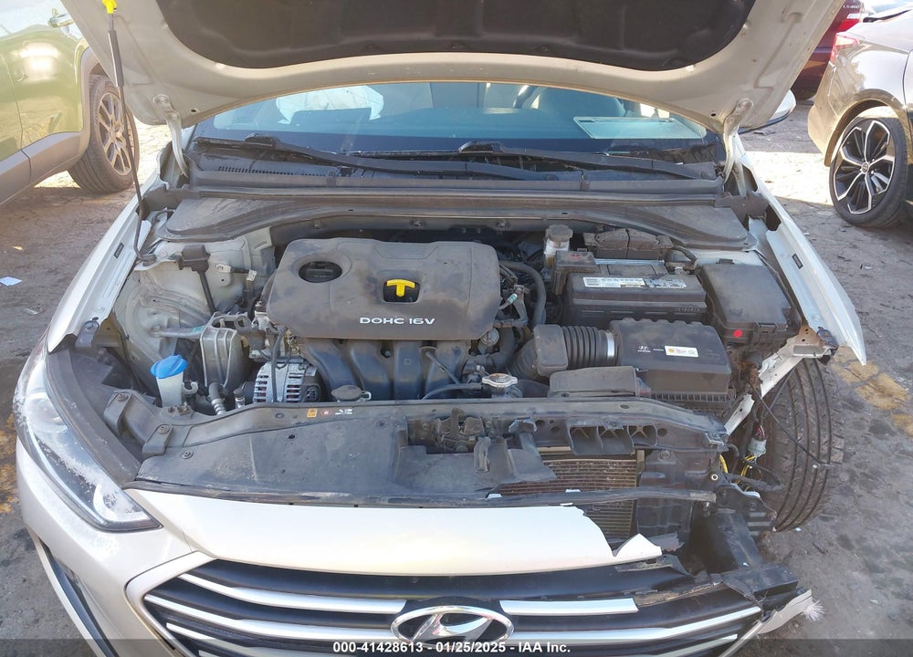 2017 HYUNDAI ELANTRA VIN: 5NPD84LF2HH094916