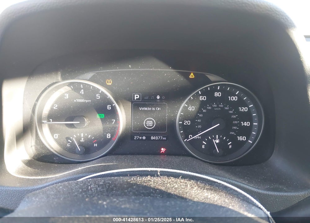 2017 HYUNDAI ELANTRA VIN: 5NPD84LF2HH094916
