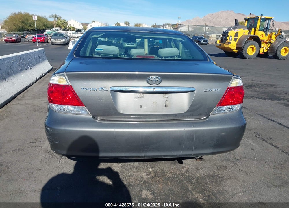 2005 TOYOTA CAMRY STD/ VIN: 4T1BE32K15U526272