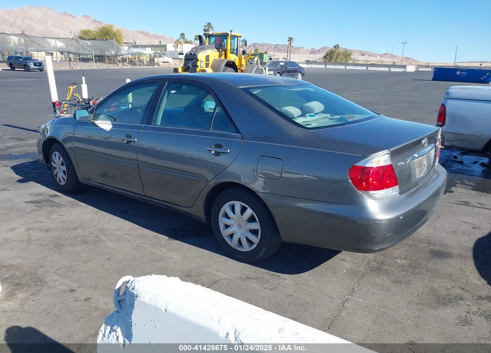 2005 TOYOTA CAMRY STD/ VIN: 4T1BE32K15U526272