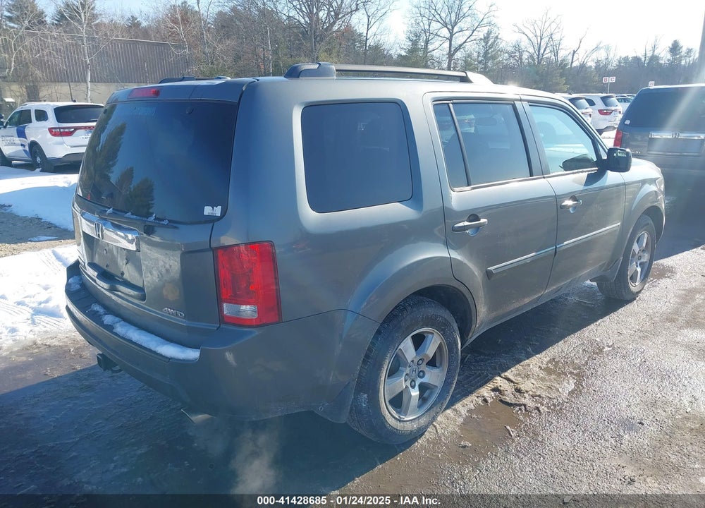 2009 HONDA PILOT EX VIN: 5FNYF48489B004571