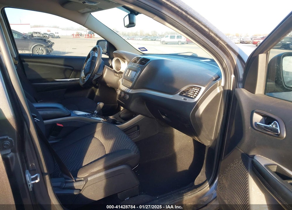 2016 DODGE JOURNEY VIN: 3C4PDCBB7GT121480