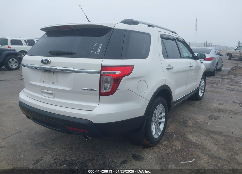 2015 FORD EXPLORER XLT VIN: 1FM5K7D8XFGA91833