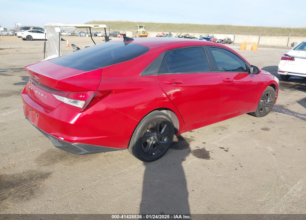 2021 HYUNDAI ELANTRA VIN: KMHLS4AG0MU068030