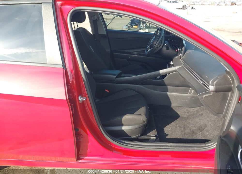 2021 HYUNDAI ELANTRA VIN: KMHLS4AG0MU068030