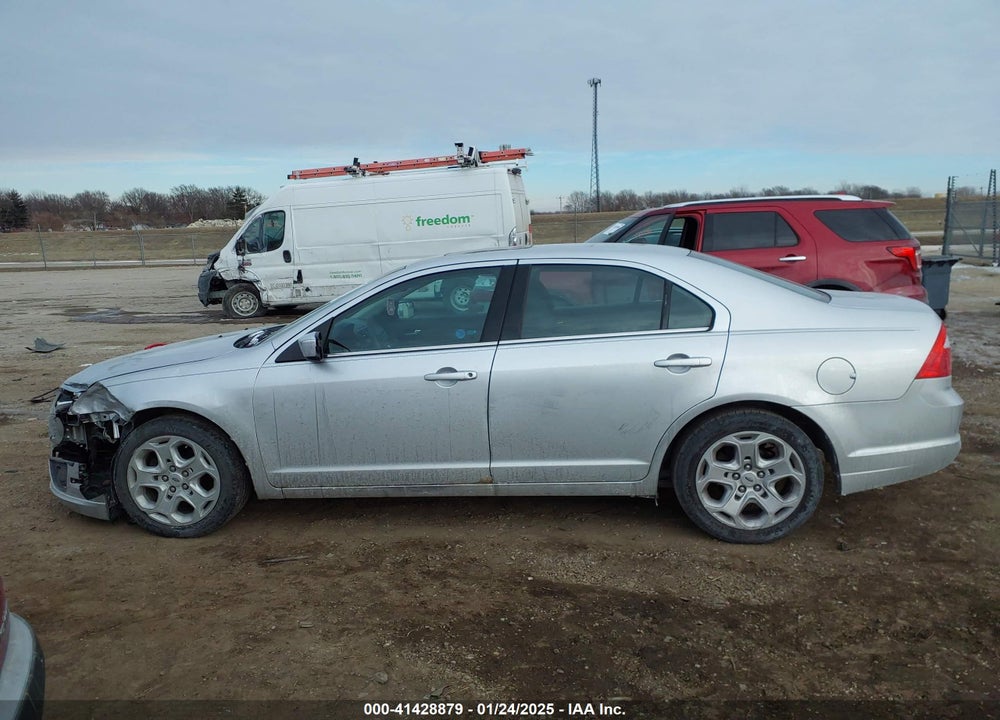2011 FORD FUSION VIN: 3FAHP0HA6BR317589