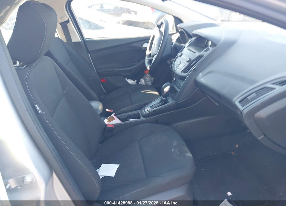 2017 FORD FOCUS VIN: 1FADP3K24HL217130
