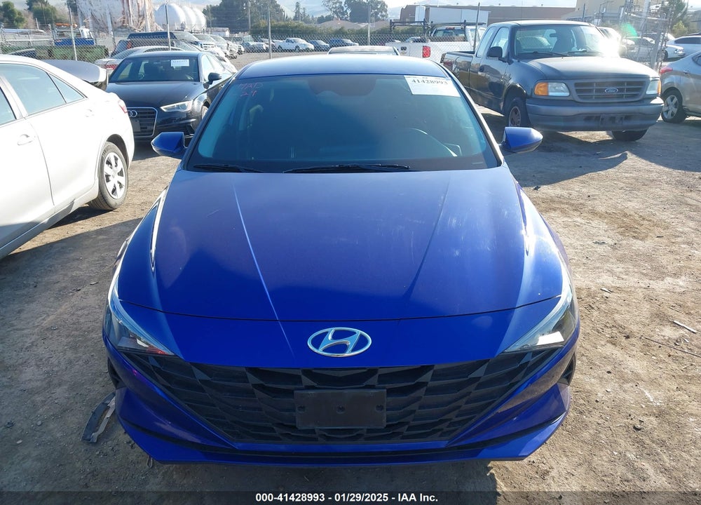 2023 HYUNDAI ELANTRA VIN: KMHLM4AG4PU468039