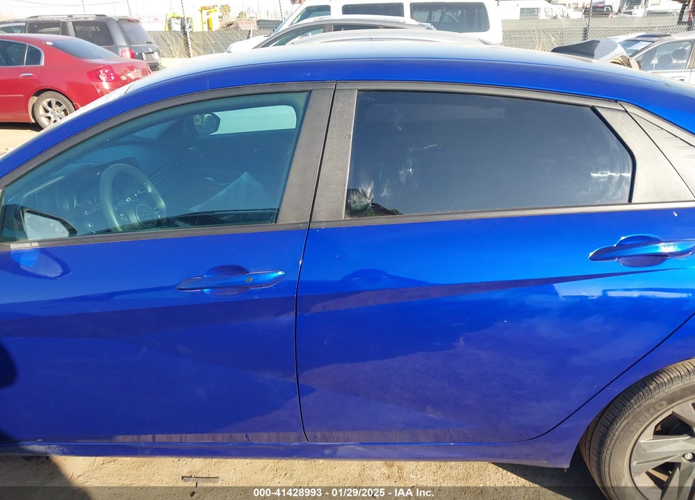 2023 HYUNDAI ELANTRA VIN: KMHLM4AG4PU468039