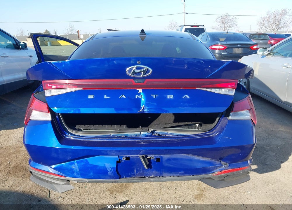 2023 HYUNDAI ELANTRA VIN: KMHLM4AG4PU468039