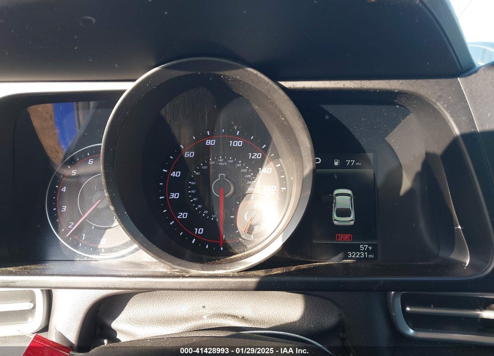 2023 HYUNDAI ELANTRA VIN: KMHLM4AG4PU468039
