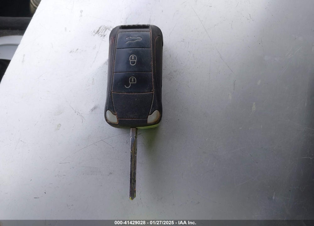 2004 PORSCHE CAYENNE S VIN: WP1AB29P04LA64343