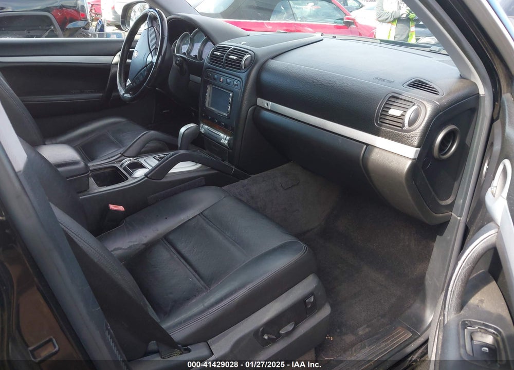 2004 PORSCHE CAYENNE S VIN: WP1AB29P04LA64343