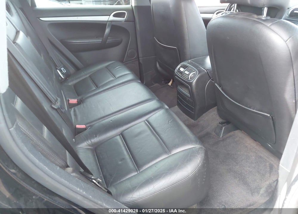 2004 PORSCHE CAYENNE S VIN: WP1AB29P04LA64343