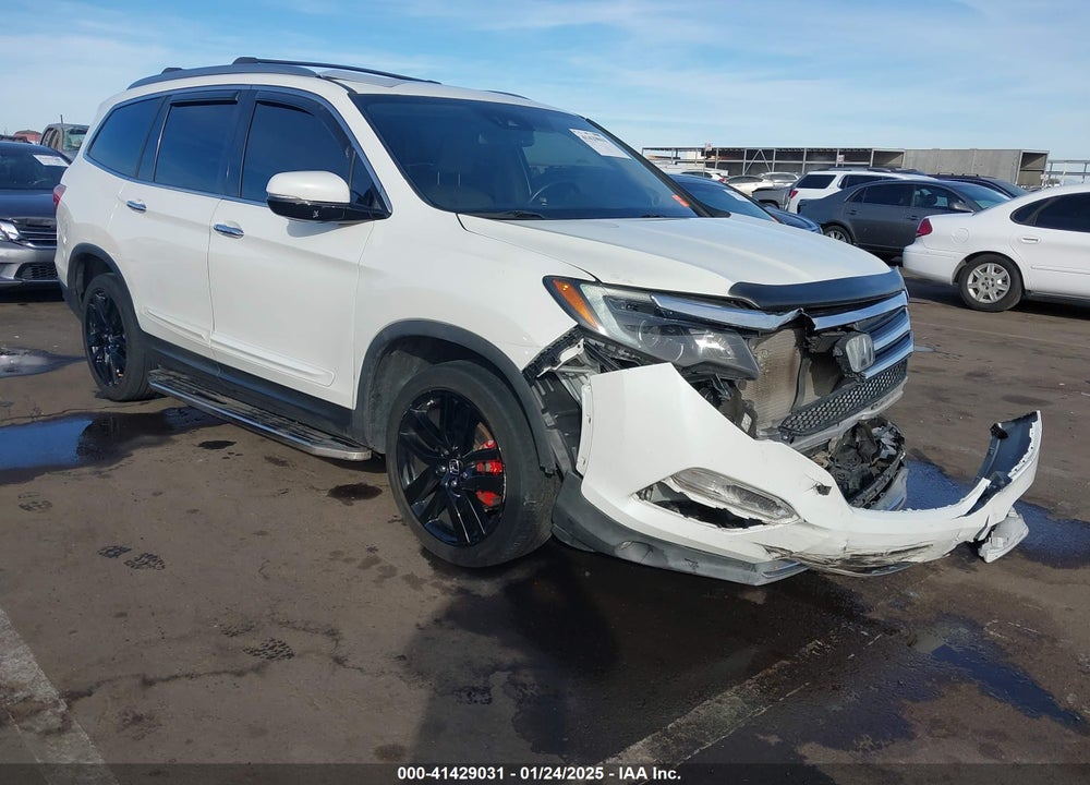 2017 HONDA PILOT VIN: 5FNYF6H02HB082481