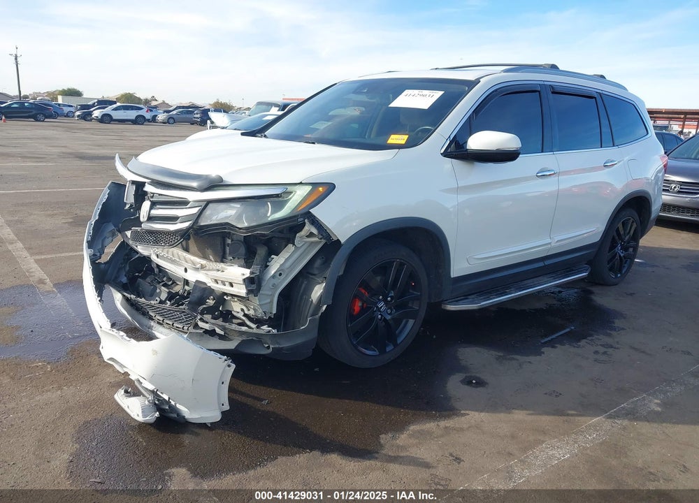 2017 HONDA PILOT VIN: 5FNYF6H02HB082481
