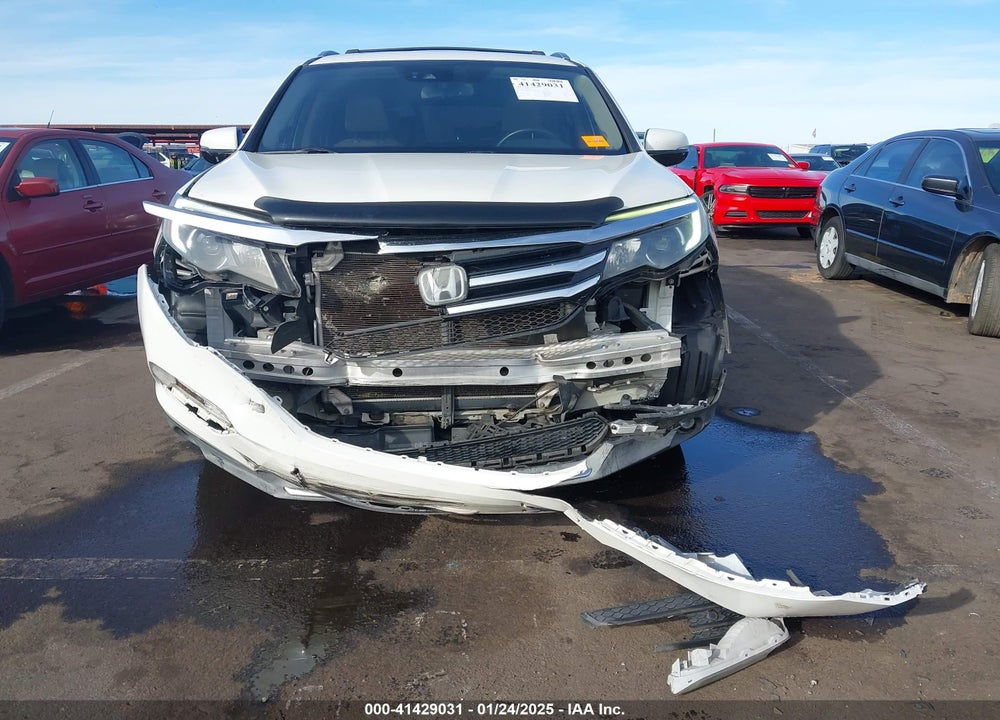 2017 HONDA PILOT VIN: 5FNYF6H02HB082481