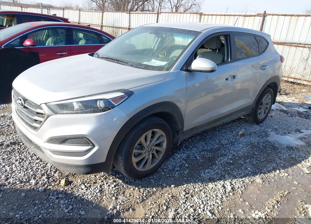 2016 HYUNDAI TUCSON SE VIN: KM8J23A43GU204050