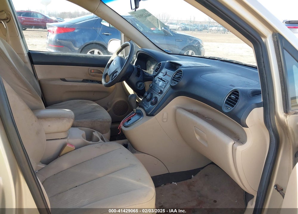2008 KIA RONDO VIN: KNAFG526987175321