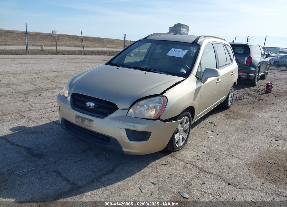 2008 KIA RONDO VIN: KNAFG526987175321