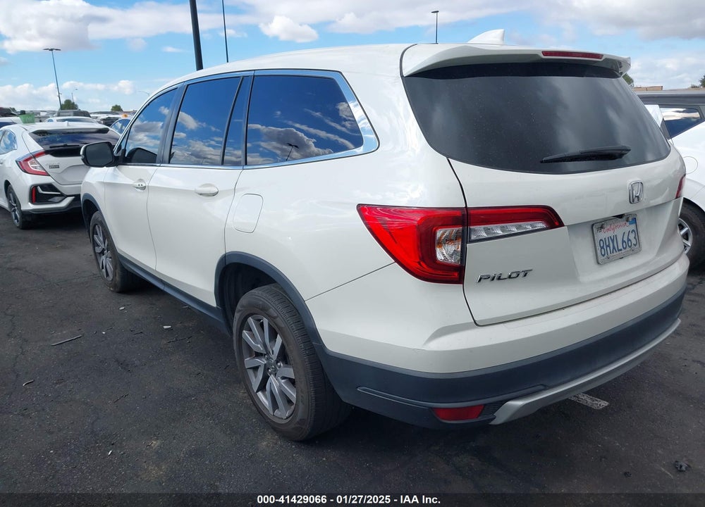 2019 HONDA PILOT EX VIN: 5FNYF5H38KB019820