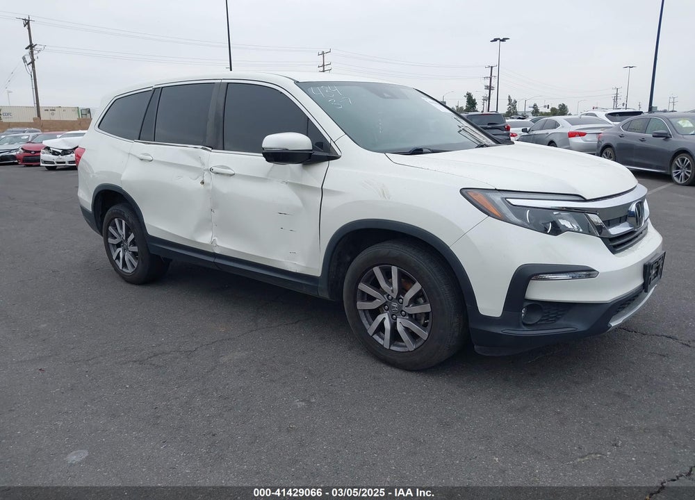 2019 HONDA PILOT EX VIN: 5FNYF5H38KB019820